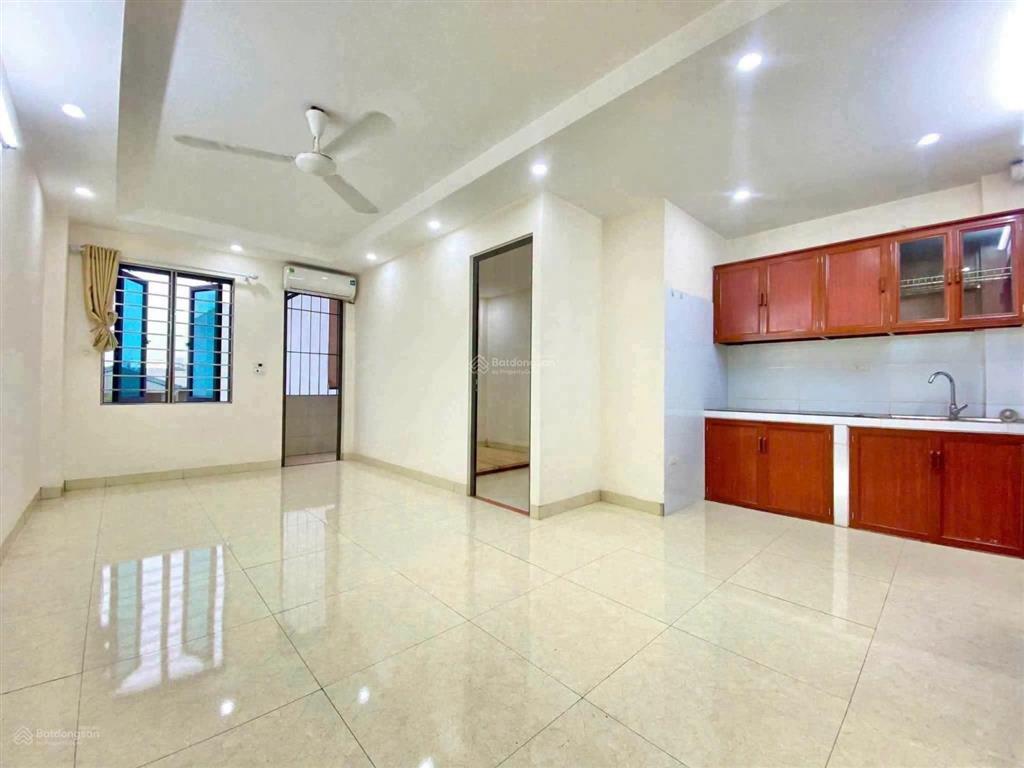 Cho thuê chung cư mini 1 ngủ, 1 khách 858 kim giang