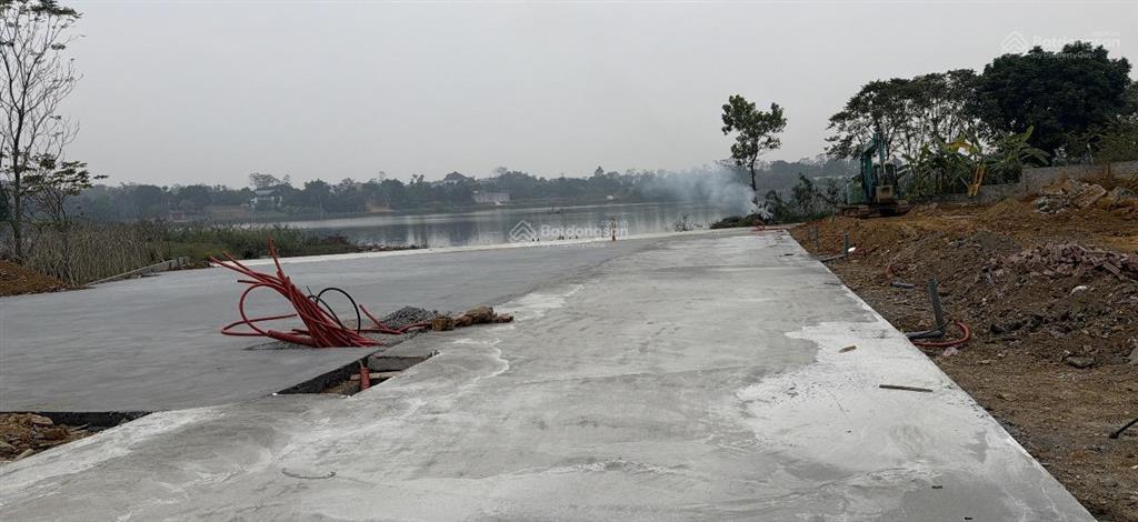 Bán nhà kính 2 tầng view cánh đồng tại yên thái hòa lạc