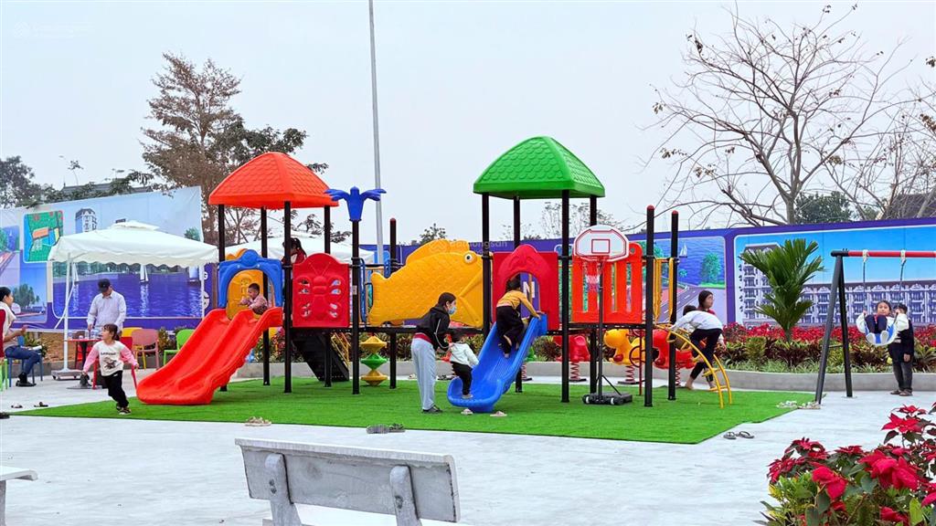 Bán nhà kính 2 tầng view cánh đồng tại yên thái hòa lạc