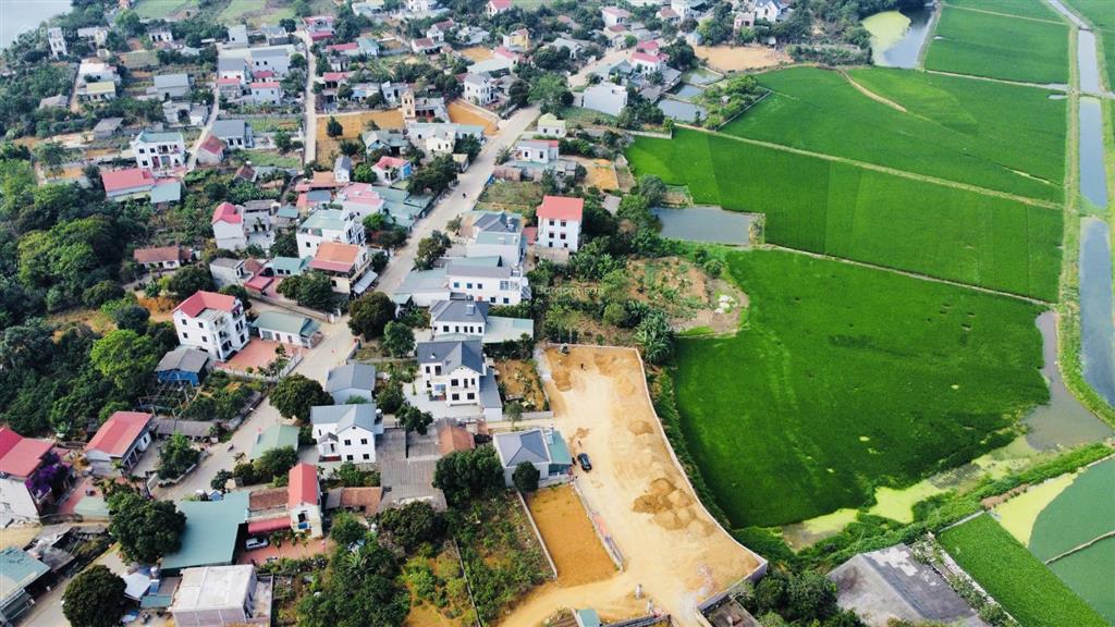 Bán nhà kính 2 tầng view cánh đồng tại yên thái hòa lạc