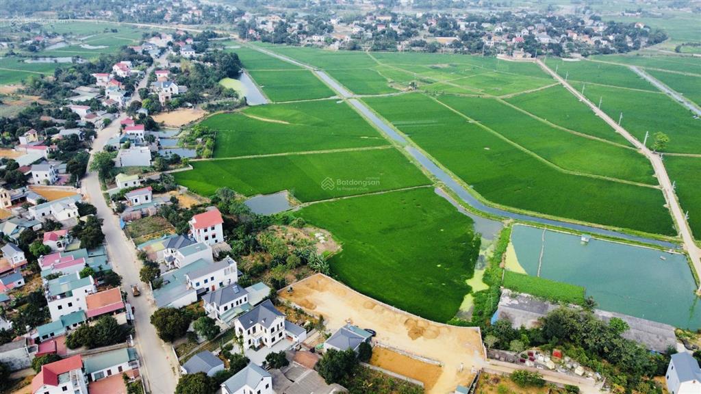 Bán nhà kính 2 tầng view cánh đồng tại yên thái hòa lạc