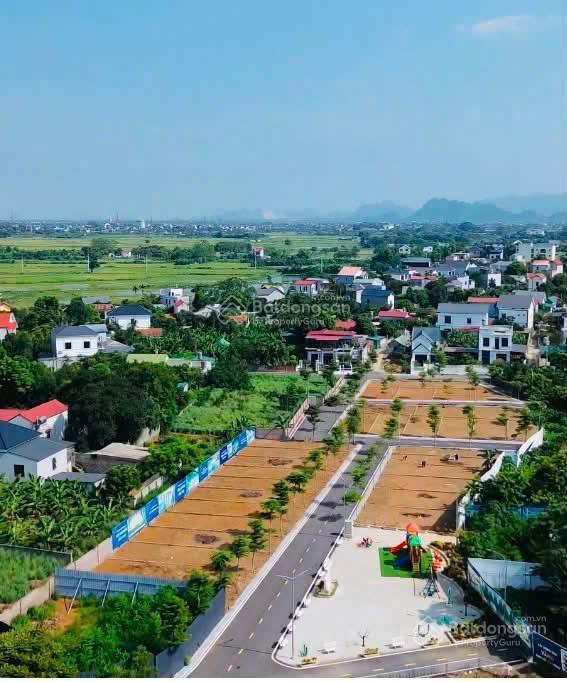 Cạnh công viên sát  khách sạn 3 saoview hồ sinh thái, bạn đã biết vị trí này chưa?