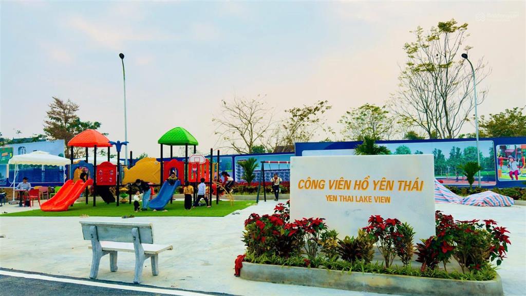 Cạnh công viên sát  khách sạn 3 saoview hồ sinh thái, bạn đã biết vị trí này chưa?