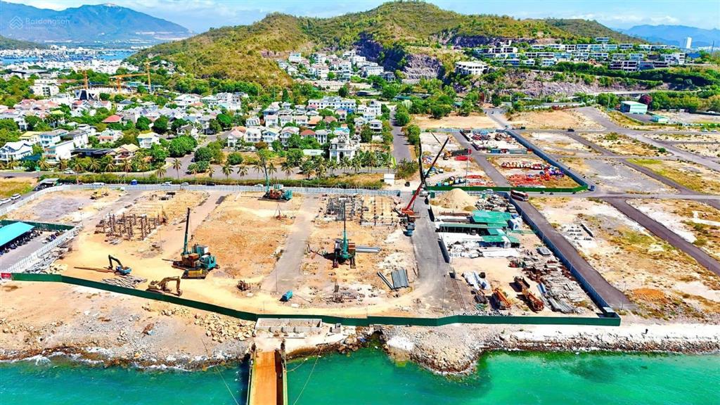 Bán biệt thự an viên  thảo điền 2 tại nha trang hàng kín