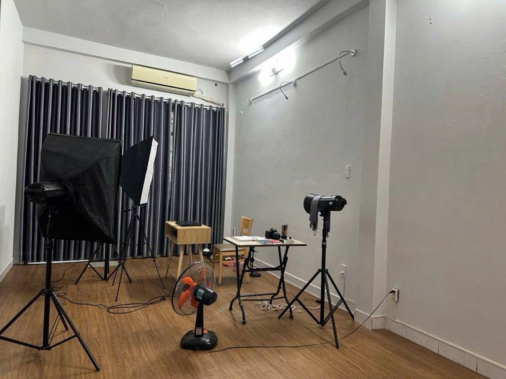 Hẻm Ô tô 1 Trục - Thông tứ Tung - Ngay Bình thạnh - 3 Tầng đúc - 81m2 ngang khủng 7,4m - chỉ 15,5T