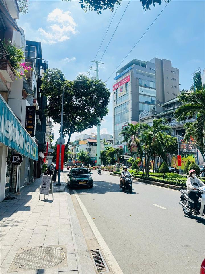 Bán nhà mặt tiền nguyễn văn cừ, quận 1, dt 5,3x20m, 4 tầng, giá bán 41 tỷ