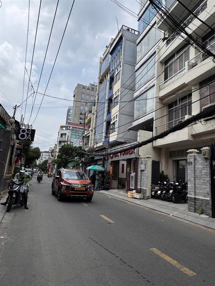 Tòa nhà mặt tiền nguyễn cửu vân, dt 8,2x25m, hầm 7 tầng, hđt 110tr/th, giá bán 62 tỷ