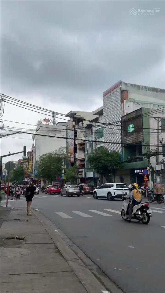 Bán nhà mặt tiền nguyễn gia trí, dt 4,3x20,5m, 5 tầng, hđt 70tr/th, giá bán 30 tỷ