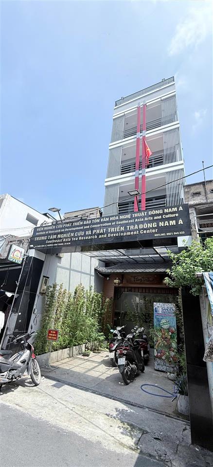 Bán nhà mặt tiền ngay lê quang định, dt 5x15m, 5 tầng, hđt 50tr/th, giá bán 20 tỷ
