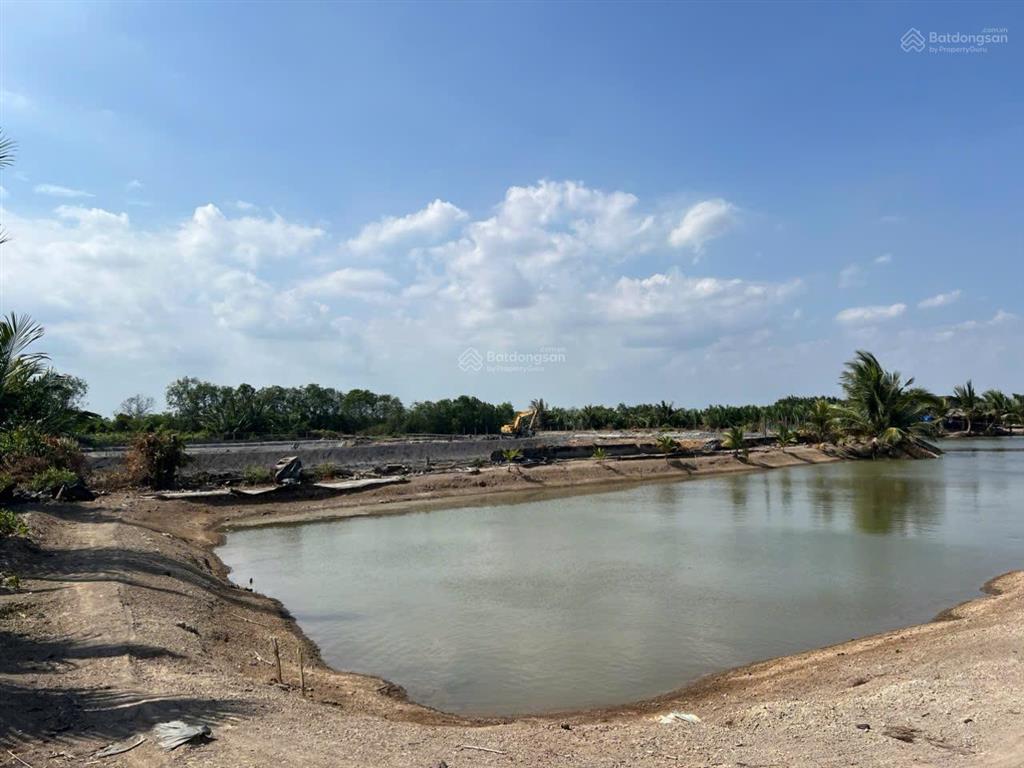 Gảm sốc 14 tỷ lô đất 14.000m2 cách đường rừng sác 20m, cách trạm dừng mêtrô 1 km giá 2 triệu/m2