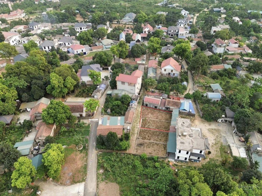 Chính chủ  bán đất 185.6m2 tại đồi miễu, xuân mai, hà nội.