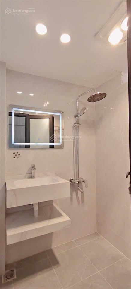 Cần cho thuê gấp căn hộ chung cư đẹp như khách sạn 5 sao giá tốt vào ở luôn
