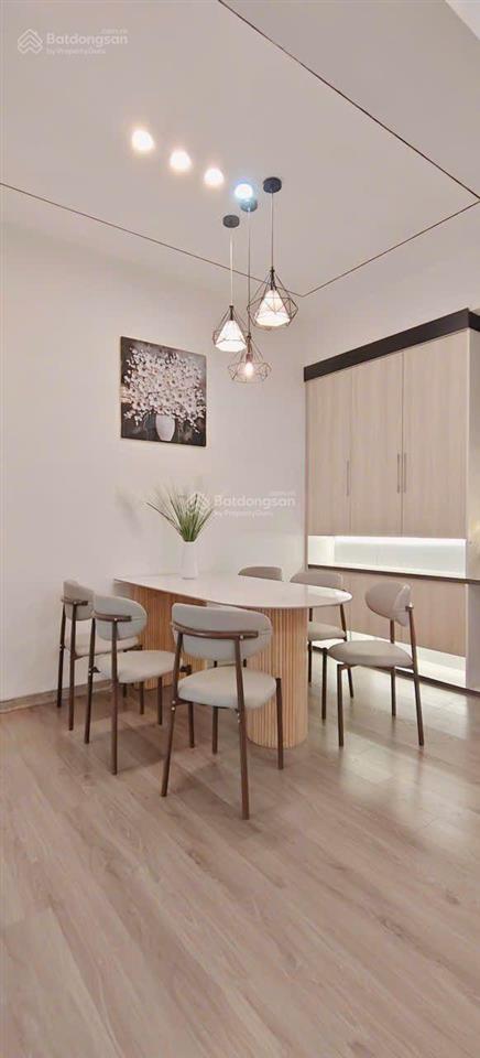 Cần cho thuê gấp căn hộ chung cư đẹp như khách sạn 5 sao giá tốt vào ở luôn