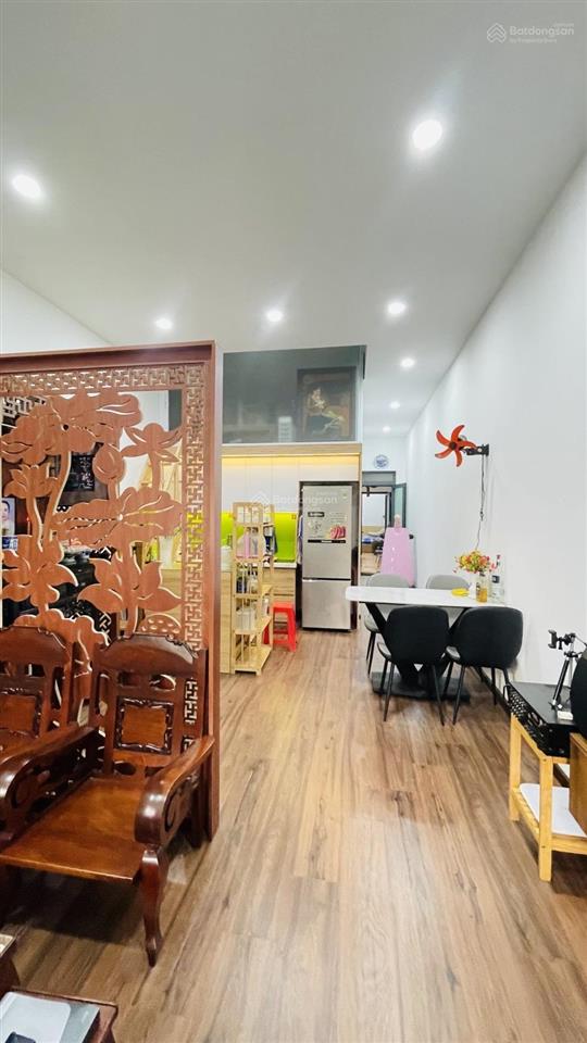 Chung cư 90m2 view mặt tiền đinh tiên hoàng đa kao q1 full nội thất nhà đẹp ở ngay
