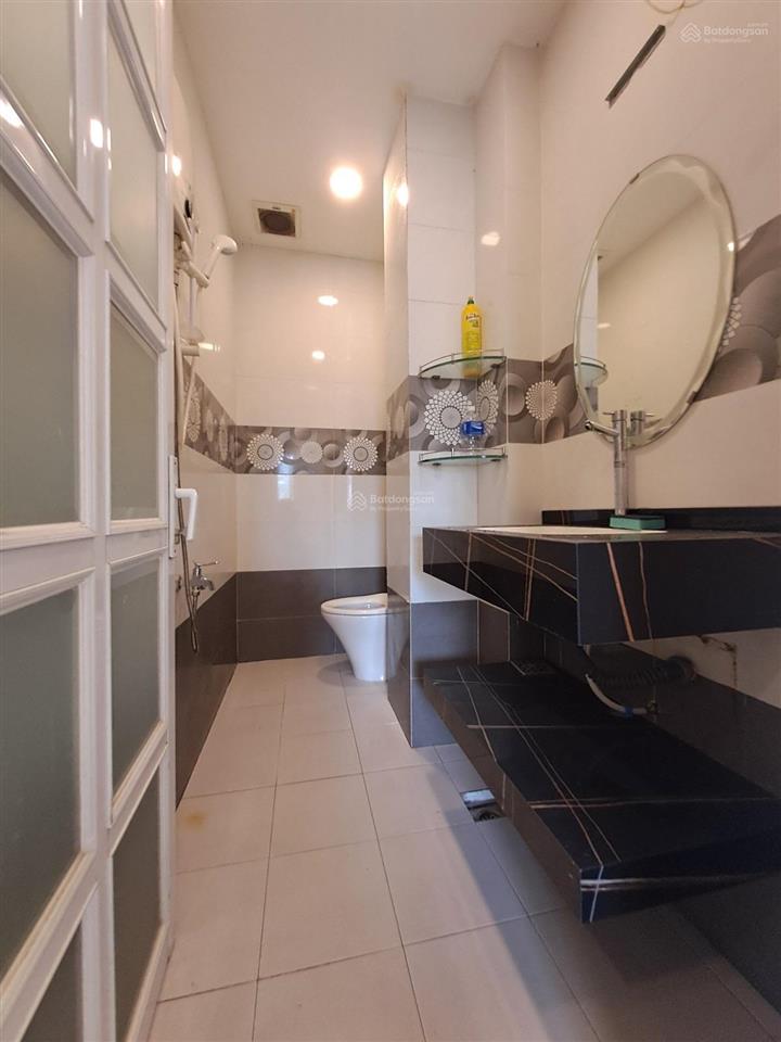 Chung cư cao cấp bùi viện khai thác airbnb dòng tiền ổn định chỉ 5.3 tỷ
