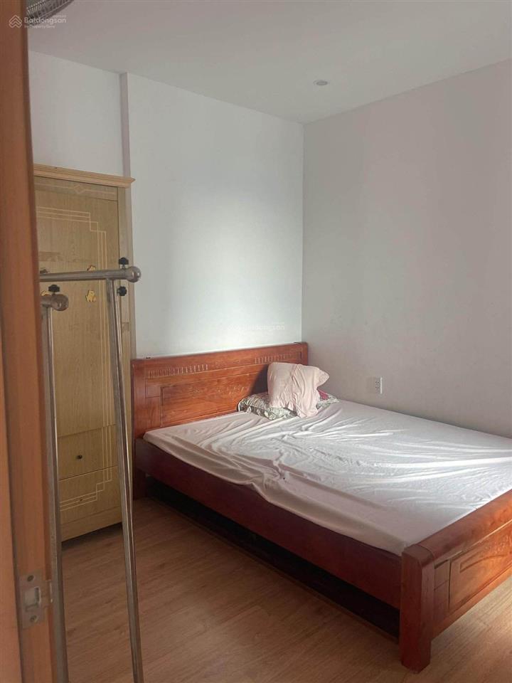 Chung cư 65m2 2pn 2wc conic riverside phường 7 quận 8. giá 3.3 tỷ