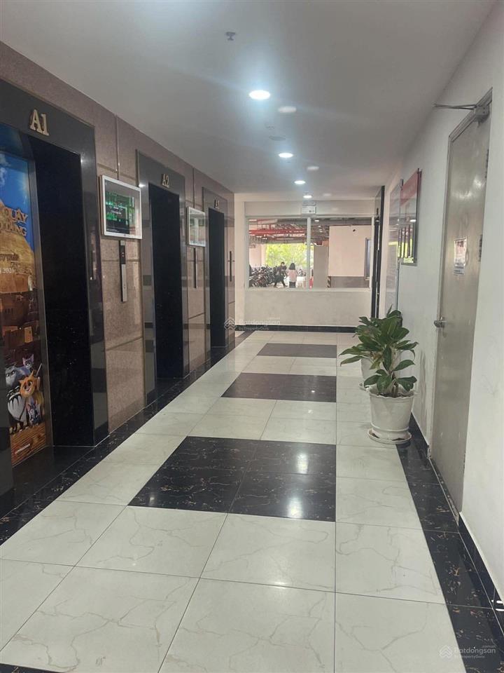 Chung cư 65m2 2pn 2wc conic riverside phường 7 quận 8. giá 3.3 tỷ