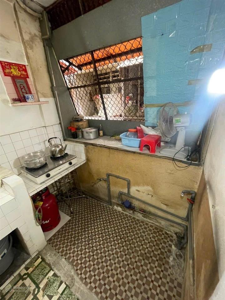 Quận 5  chung cư 42m2 xóm cải  đường nguyễn trãi p8  2,5 tỷ
