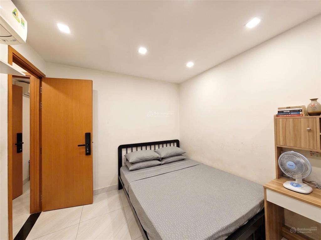Chung cư 63m2 2pn mặt tiền đường nguyễn tri phương p8 quận 5, đối diện bệnh viện nguyễn tri phương.