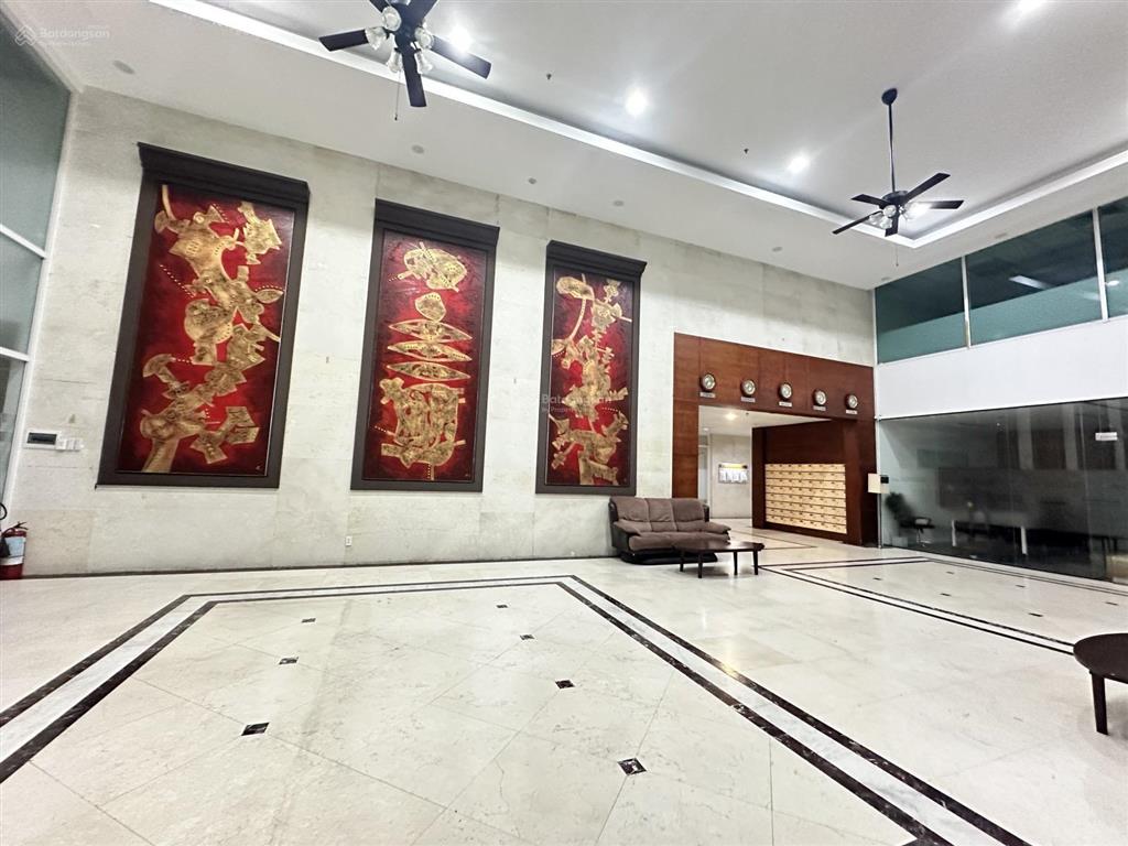 Cao ốc phú nhuận  căn hộ 98m² 2pn 2wc tầng trung số 20 hoàng minh giám phường 09 phú nhuận