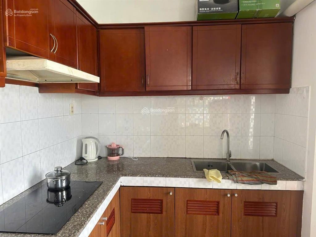 Căn hộ chung cư nguyễn kim, phường 7, quận 10, tp. hcm. dt 72m² căn góc, ban công có thang máy.