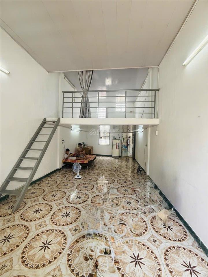 Căn hộ 68m2 nằm vị trí mặt tiền nguyễn trãi  trung tâm p11 quận 5  2 phòng ngủ  chỉ 2.39 tỷ