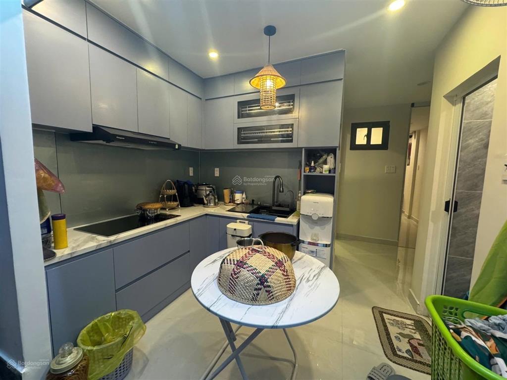 Chung cư trần quốc thảo p9 quận 3 ngay lê văn sỹ, hoàng sa  diện tích 45m2  tặng hết nội thất