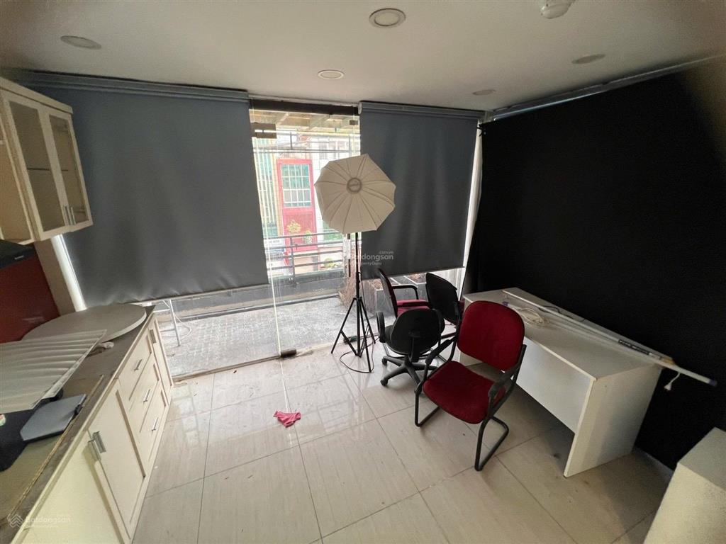 Nhà mặt tiền điện biên phủ  đa kao  quận 1  nhà 4 tầng 4x6m 24m2 không quy hoạch và lộ giới