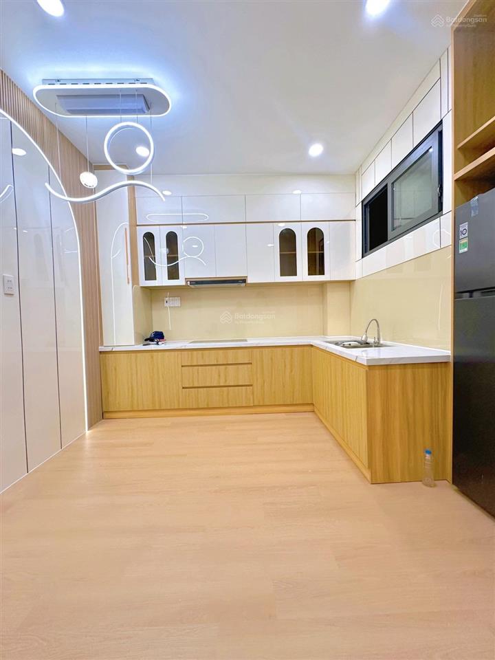 Trung tâm q10  chung cư 2pn 60m2 gần bv hùng vương, ngay lý thường kiệt giao ba tháng hai quận 10