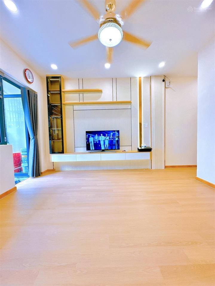 Trung tâm q10  chung cư 2pn 60m2 gần bv hùng vương, ngay lý thường kiệt giao ba tháng hai quận 10