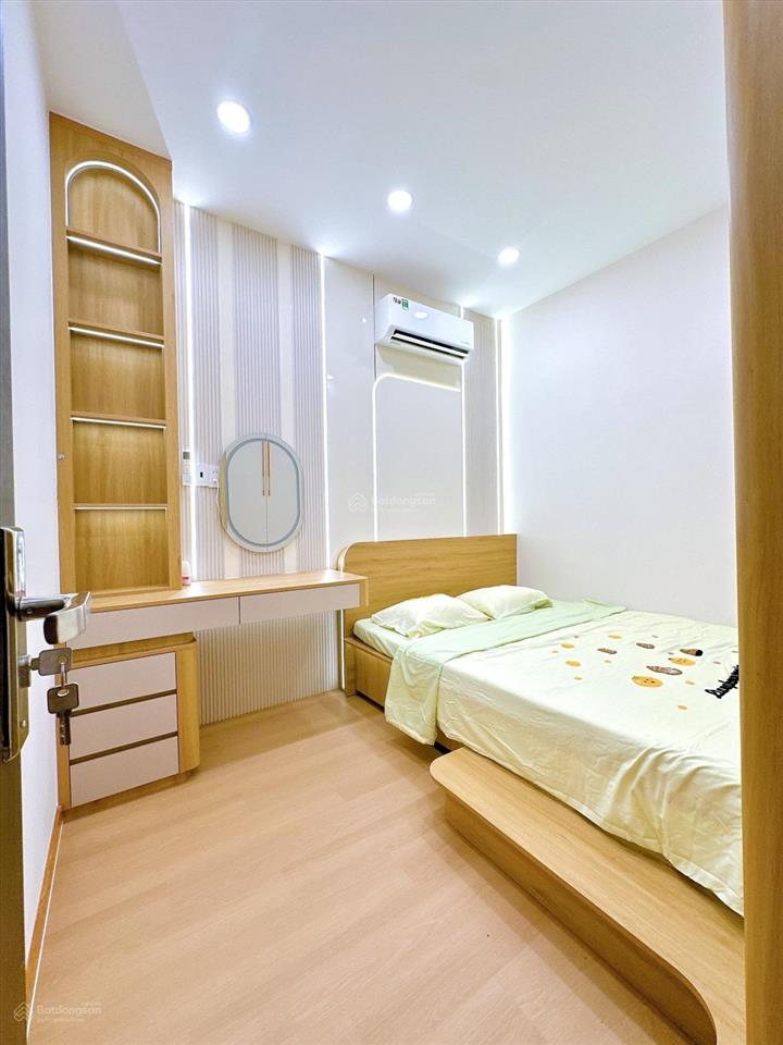 Trung tâm q10  chung cư 2pn 60m2 gần bv hùng vương, ngay lý thường kiệt giao ba tháng hai quận 10