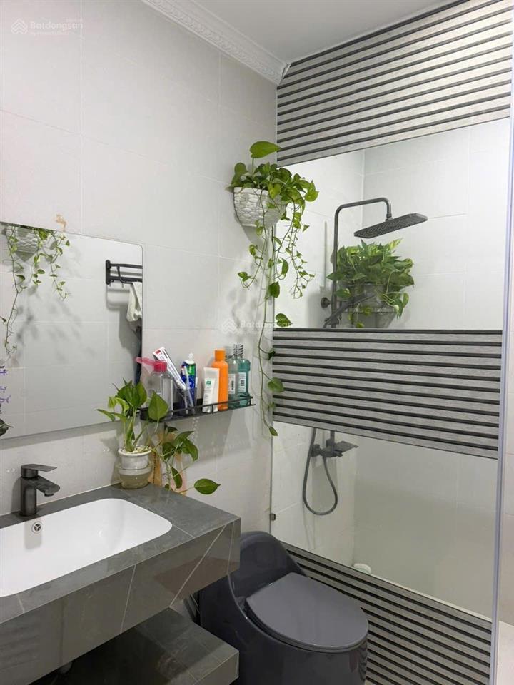 Nhà phố 4 tầng 5x20m khu dân cư 13e intresco bình hưng, tphcm. kết cấu 1 trệt 2 lầu và sân thượng