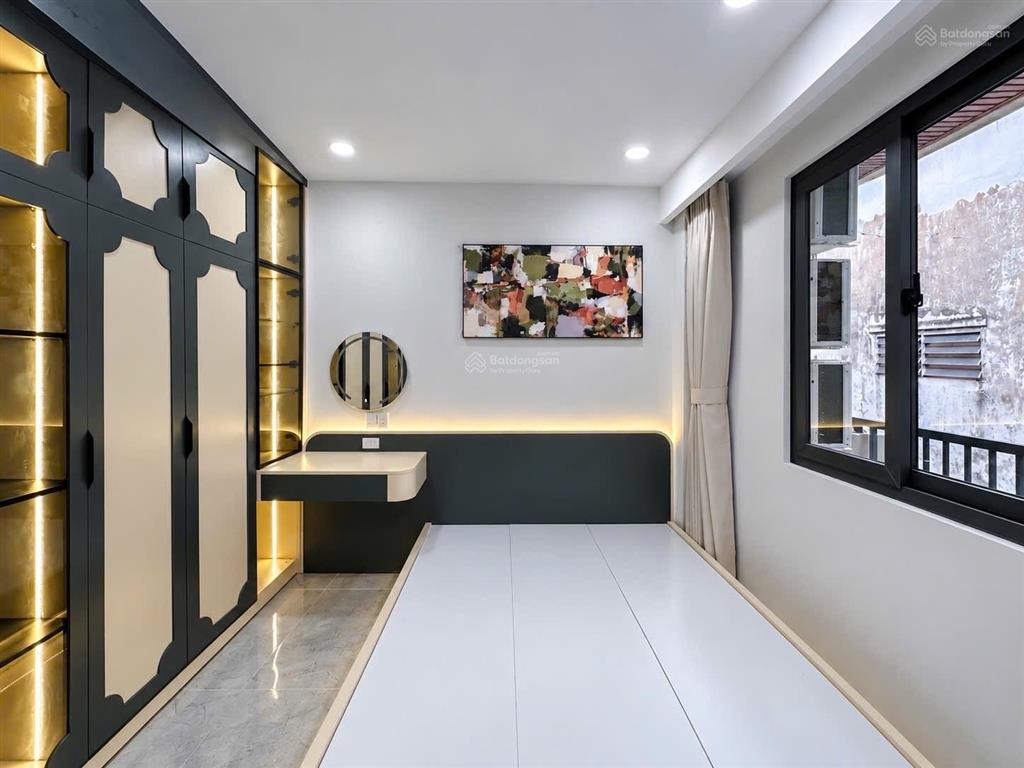 Hẻm 7b thành thái quận 10 hẻm xe hơi, 30m2 3 tầng 4 phòng ngủ, kế bên đh bách khoa, svđ phú thọ