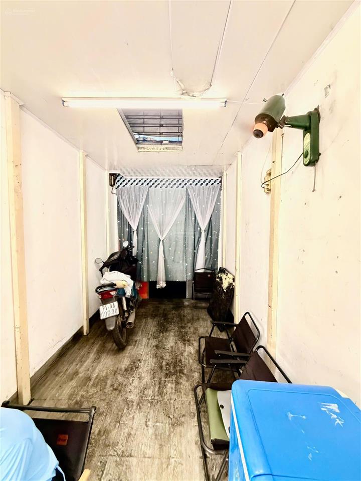 Mặt tiền lý thái tổ quận 3  3 tầng  kd có vỉa hè  vị trí tuyệt đẹp ngay công viên giọt nước