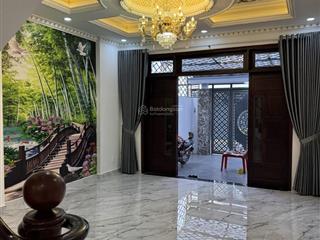 Nhà đẹp  mặt tiền đường số thông 2 hướng  ngang 5m bề thế, vuông vắn