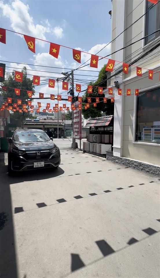 Đất mặt tiền đường  ngang đẹp 6mx13m  ô tô tránh nhau được, gần lê văn thịnh, nguyễn duy trinh