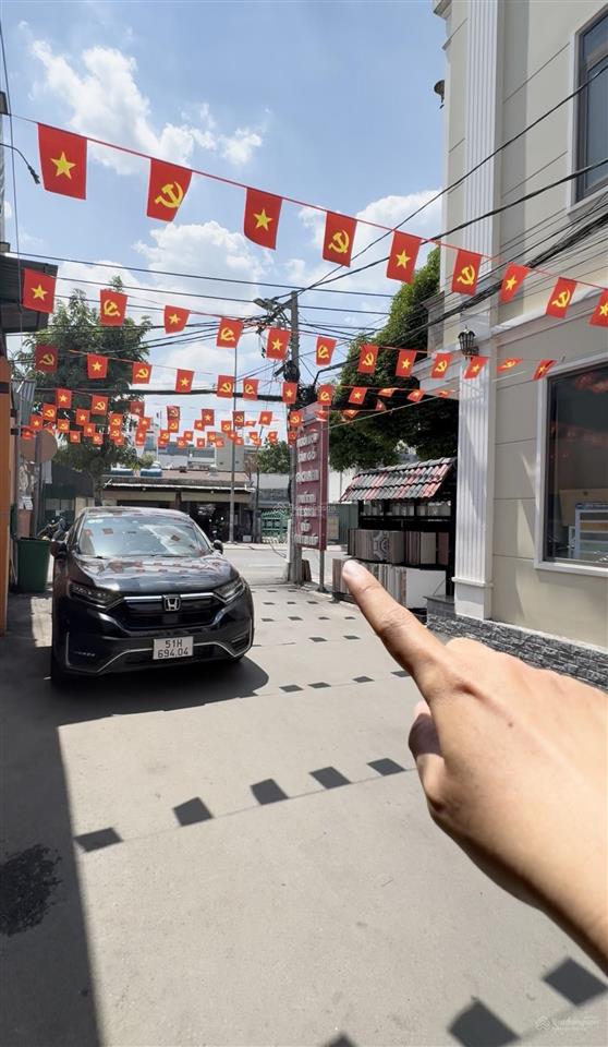 Đất mặt tiền đường  ngang đẹp 6mx13m  ô tô tránh nhau được, gần lê văn thịnh, nguyễn duy trinh
