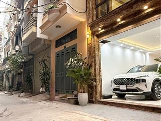 Bán nhà phân lô trần quốc hoàn  đẳng cấp  40/43m2  7 tầng  thang máy  gara ô tô  21 tỷ