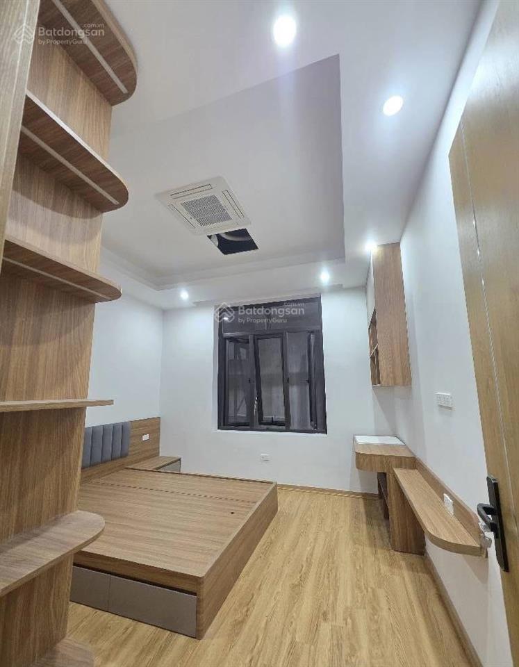 Bán nhà phạm tuấn tài  cg  5t thang máy  66m2  phân lô  ôtô vào nhà đỗ cửa ngày đêm. 25 tỷ