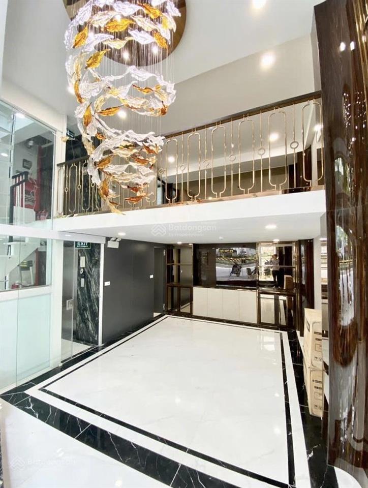 Bán nhà phạm tuấn tài  cg  5t thang máy  66m2  phân lô  ôtô vào nhà đỗ cửa ngày đêm. 25 tỷ