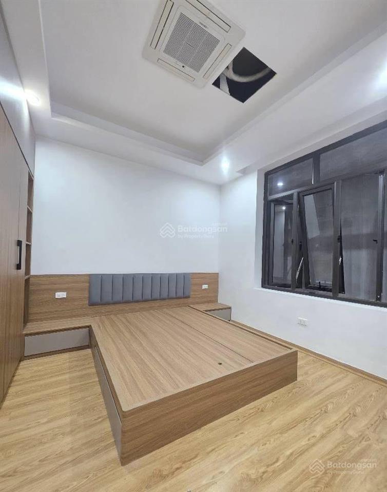 Bán nhà phạm tuấn tài  cg  5t thang máy  66m2  phân lô  ôtô vào nhà đỗ cửa ngày đêm. 25 tỷ