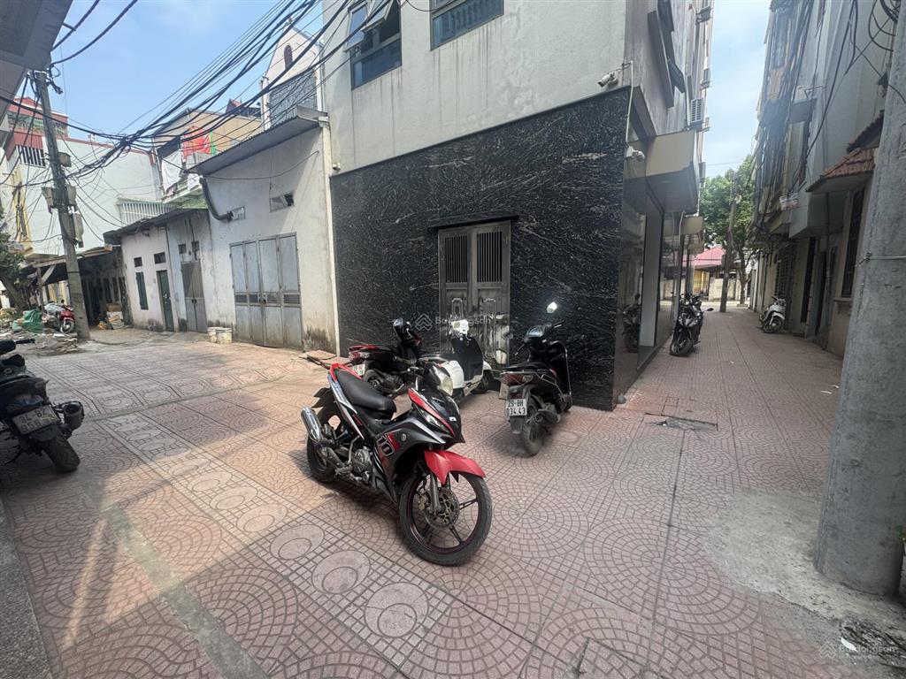 Nhỉnh 10 tỷ có ngay 48m2 tây trà  ngõ 6m  mặt tiền khủng 5.3m  sát hồ điều hòa & tiện ích gamuda