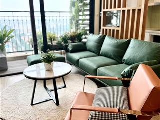 Chính chủ chuyển nhượng căn hộ 2 ngủ góc vinhomes ngã 6 bắc ninh, cho thuê 21tr, giá bán tốt nhất