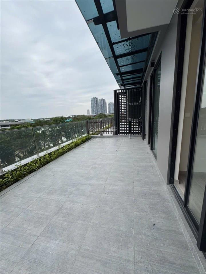 Cần bán căn hộ 2n2vs sân vườn rộng toà sky forest ecopark. 0866 433 ***