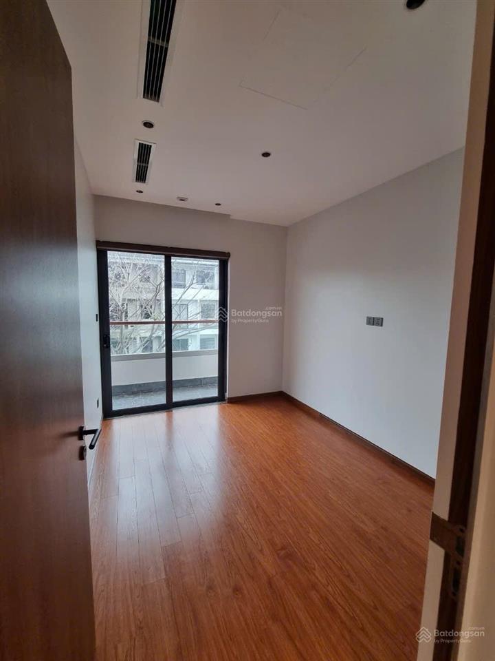 Cho thuê biệt thự đẹp tại villa 1c thung lũng mùa xuân, 330m2, giá thỏa thuận