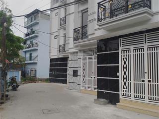 40m2 3 tầng 3,25 tỷ xe con đậu,rẻ nhất hà nội