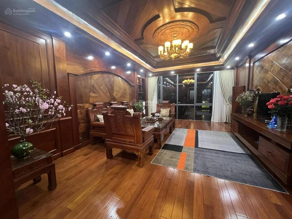 9 tầng, thang máy, 2 mặt phố xe tải tránh, kinh doanh, trung tâm hà nội
