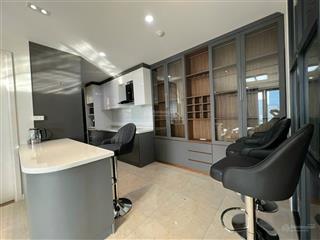 Cần tiền tiêu tết, bán nhanh căn hộ toà c3, 3 ngủ gía 14,9 tỷ có thương lượng. 0857 242 ***