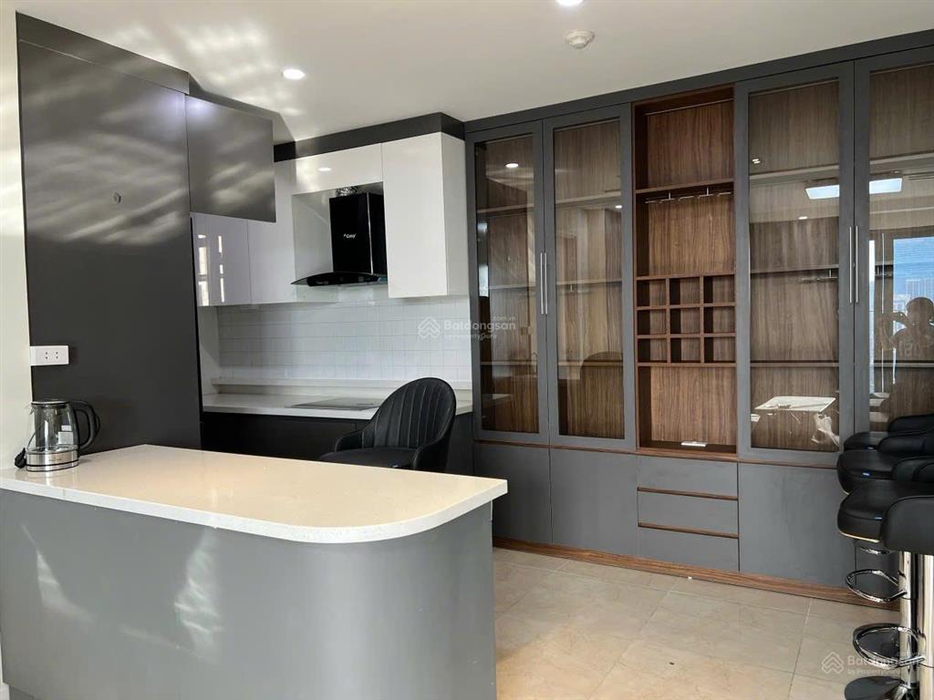 Cần tiền tiêu tết, bán nhanh căn hộ toà c3, 3 ngủ gía 14,9 tỷ có thương lượng. 0857 242 ***