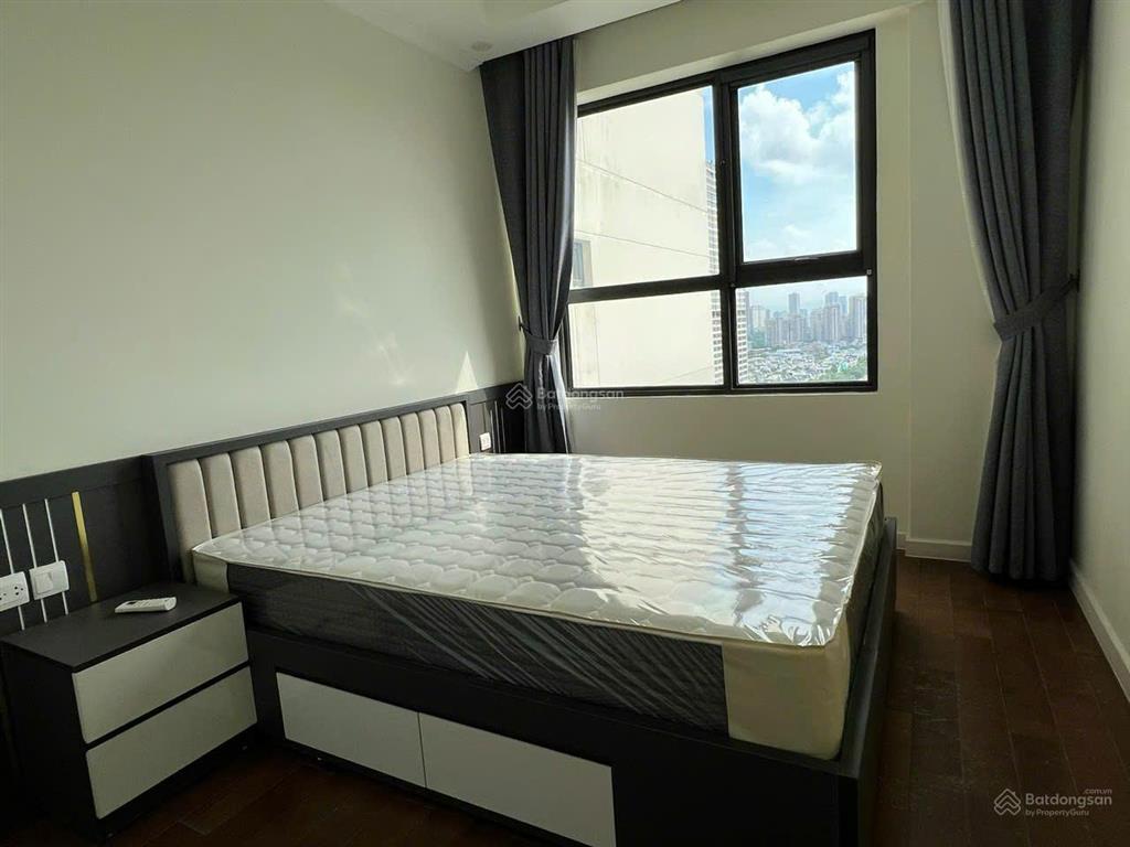 Cần tiền tiêu tết, bán nhanh căn hộ toà c3, 3 ngủ gía 14,9 tỷ có thương lượng. 0857 242 ***